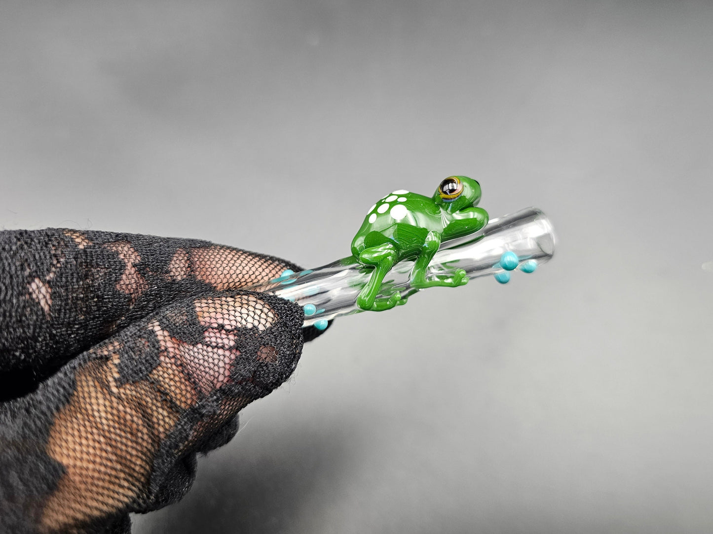 Frog Finger Saver / Frog Cigarette tip / tobacco use only / Hand made / Kawaii finger saver / Frog finger saver