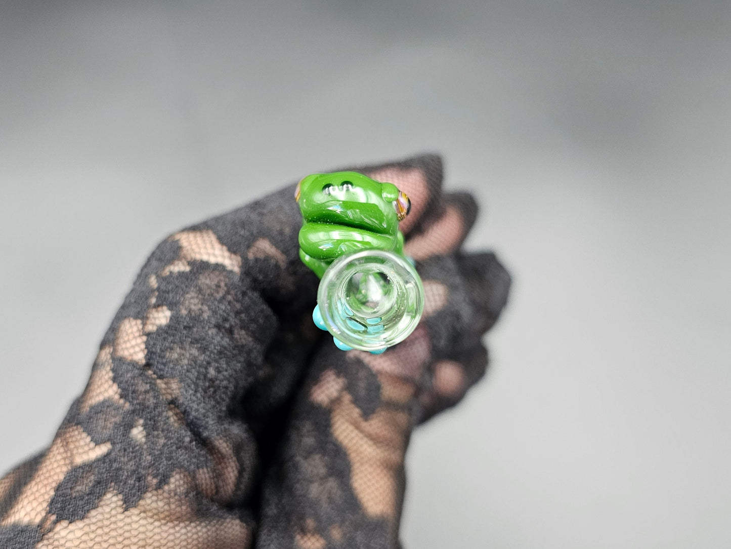 Frog Finger Saver / Frog Cigarette tip / tobacco use only / Hand made / Kawaii finger saver / Frog finger saver