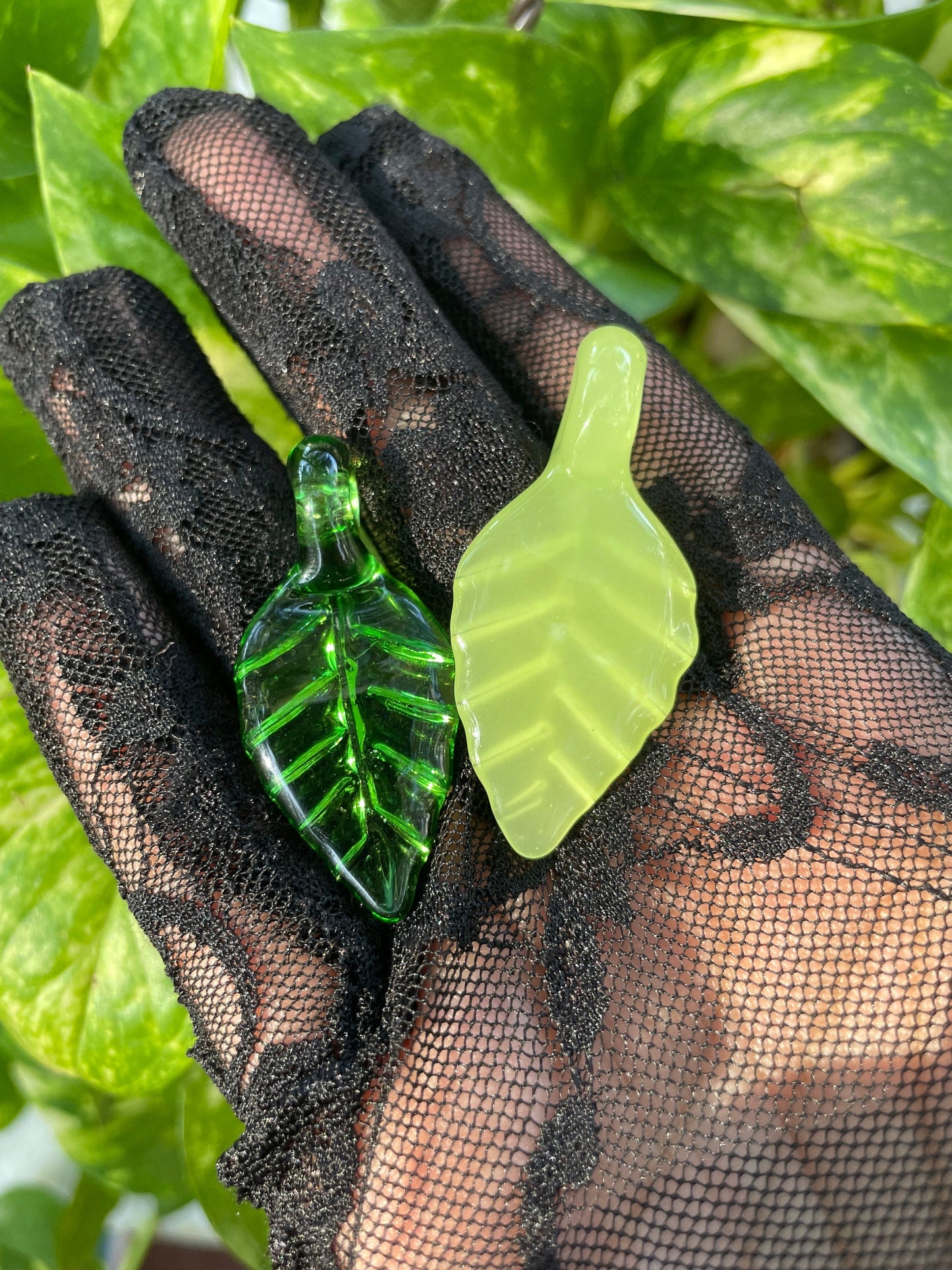 Hand Blown Glass Green Leaf Necklace / Overgrow Leaf Necklace / Botanical Jewelry